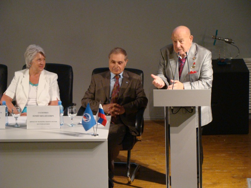 ��������� ����-�������. ������� � ������� ��� ������ - 35 ��� ������ � ������. ���� ������� ��������